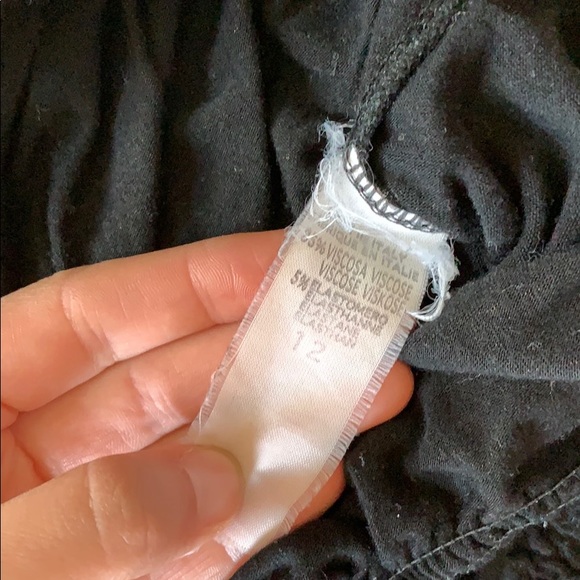 Black summery cropped blouse - Picture 5 of 7